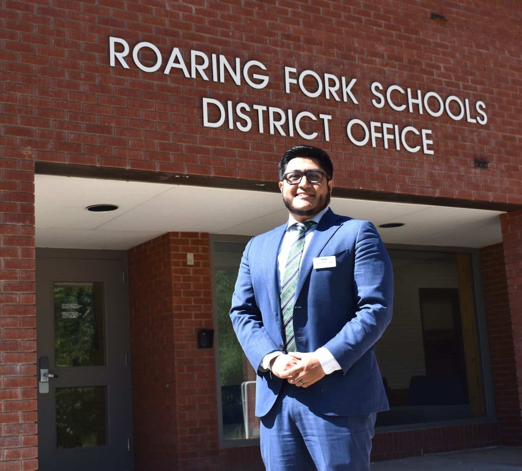 Roaring Fork superintendent purchases $840,000 Denver home amid housing assistance proposal - Vimarsana News